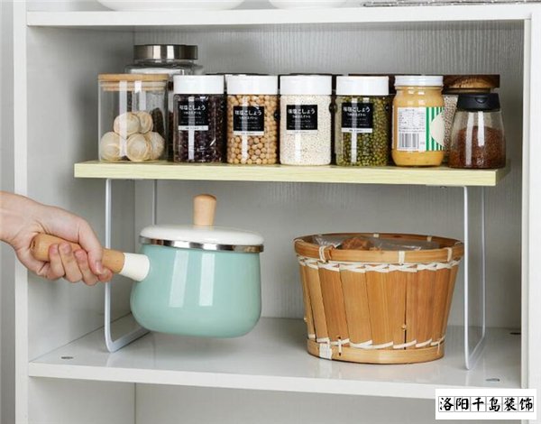 內(nèi)置分層架，櫥柜更能裝